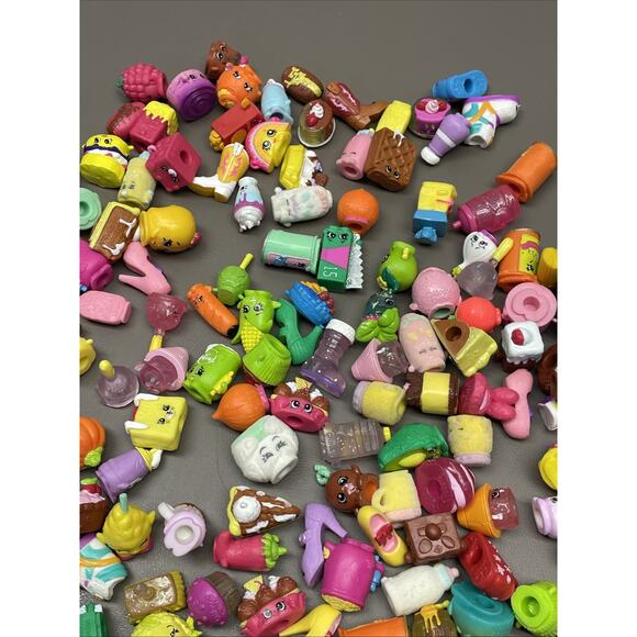 Huge Lot Of 190 Piece Shopkins Bundle - Picture 3 of 8